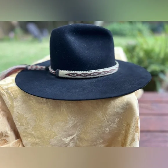 Serratelli 5x Beaver western cowboy hat with horsehair hat band - Picture 13 of 16